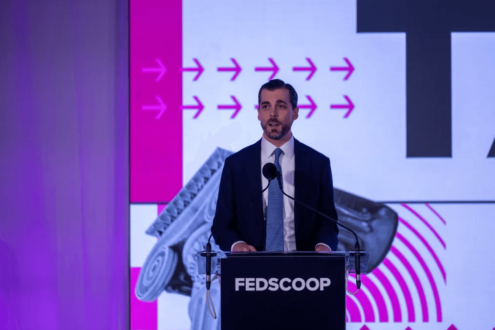 Agencies increasingly dive into AI for cyber defense, acting federal CISO says